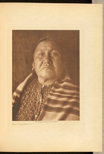 Vrouw van Wakónda - Oto door Edward S. Curtis