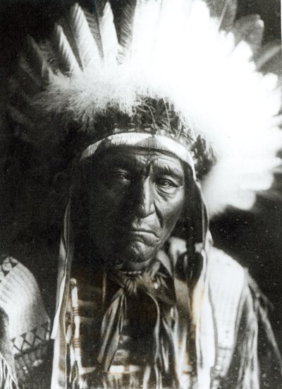 Iron Plume - Ogalala, inheems Amerikaans door Edward Sheriff Curtis