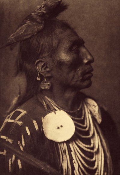 Medicine Crow, Apsaroke door Edward Sheriff Curtis