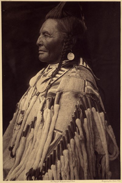 Schot in de hand, Apsaroke door Edward Sheriff Curtis