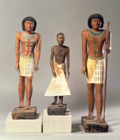Drie Standbeelden van Metjetji, mogelijk uit Saqqara, Oude Rijk, late Dynastie V tot vroege Dynastie VI (c.2360-2340 v.Chr.) (beschilderd hout, steen, gips en metaal) door Egyptian