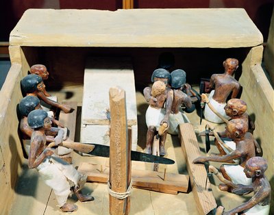Begrafenismodel van een timmerwerkplaats, uit het graf van Meketre, Vallei der Edelen, Middenrijk, ca. 2000 v.Chr. door Egyptian 11th Dynasty