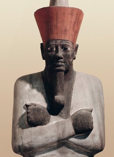 Standbeeld van Mentuhotep II (beschilderd zandsteen) door Egyptian 11th Dynasty