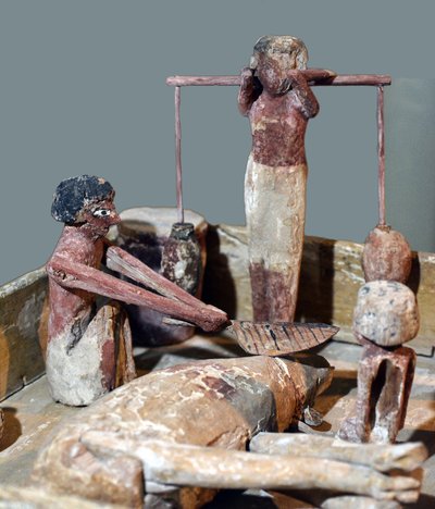 Model van een slagerij, Egypte, ca. 2000-1700 v.Chr. door Egyptian 12th Dynasty