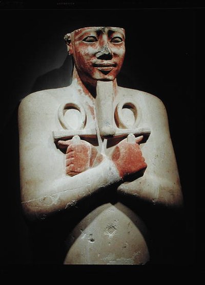 Standbeeld van Sesostris I met de ankh in beide handen gekruist over zijn borst, uit de tempel van Karnak, Nieuwe Rijk door Egyptian 12th Dynasty