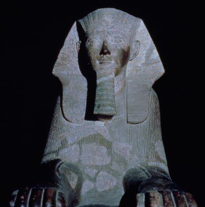 Een sfinx van koningin Hatsjepsoet, uit de dodentempel van Hatsjepsoet, Nieuwe Koninkrijk door Egyptian 18th Dynasty