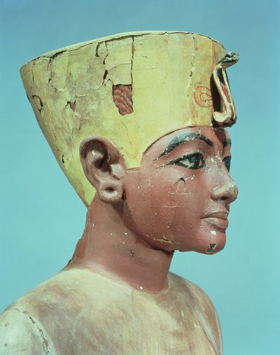 Hoofd van een pop van de jonge Toetanchamon met een compromis tussen de kroon van de koningen van Beneden-Egypte en de hoofdbedekking van Nefertiti door Egyptian 18th Dynasty