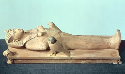 Afbeelding van de koning op zijn grafbed, uit het graf van Toetanchamon (c.1370-52 v.Chr.) Nieuwe Koninkrijk (hout) door Egyptian 18th Dynasty