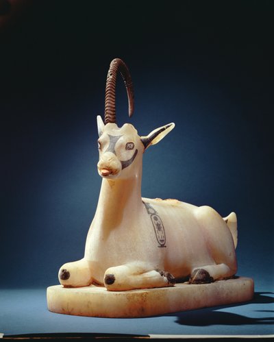 Deksel van een zalfpot in de vorm van een steenbok, uit het graf van Toetanchamon, Nieuwe Koninkrijk door Egyptian 18th Dynasty