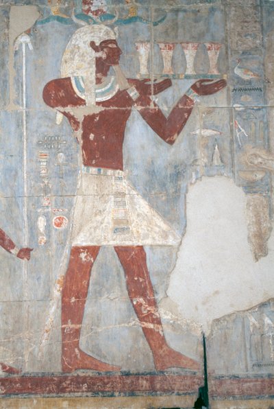 Scène met koningin die een offer brengt, zuidoostelijke kamer, oostelijke muur, bovenhof, Dodentempel van Hatsjepsoet, Deir el-Bahari, Thebaanse Necropolis (UNESCO Werelderfgoedlijst) door Egyptian 18th Dynasty