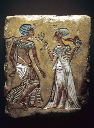 Wandeling in de Tuin, reliëf dat Toetanchamon en zijn vrouw, Ankhesenamon, afbeeldt door Egyptian 18th Dynasty