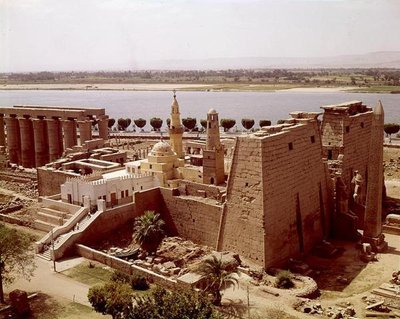 Luchtfoto van de tempel door Egyptian 19th Dynasty