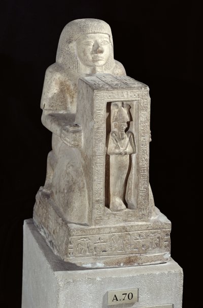 Naophore standbeeld van de koninklijke schrijver, Seti, met Osiris in de naos, Nieuwe Koninkrijk, c.1279-1213 v.Chr. door Egyptian 19th Dynasty