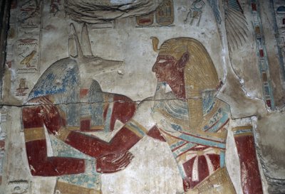 Geschilderd reliëf met farao en god Anubis, kapel van Osiris, Tempel van Seti I door Egyptian 19th Dynasty
