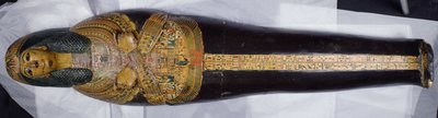 Binnenste deksel van de mummie van Nesyamun, mogelijk gevonden in Deir El-Bahri, Nieuwe Koninkrijk, ca. 1100 v.Chr. door Egyptian 20th Dynasty