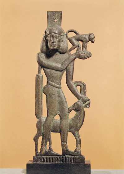 Beeld van een man die een aap vasthoudt met een steenbok die zijn knie likt, Saïtische periode door Egyptian 26th Dynasty
