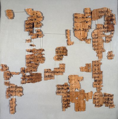 Egyptische oudheden: fragmenten van de papyrus bekend als de Koninklijke Canon of 