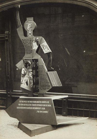 De vrouw en de pers, 1928 door Eliezer Markowich Lissitzky