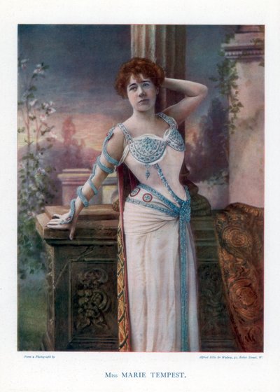 Dame Marie Tempest, Engelse zangeres en actrice, 1901 door Ellis and Walery