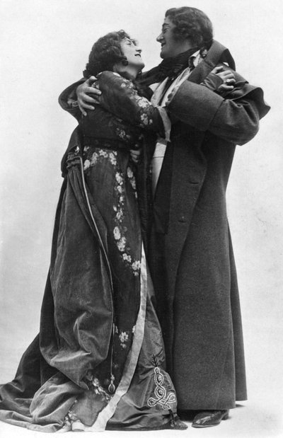 Julia Neilson en Fred Terry in De Rode Pimpernel, ca. 1905 door Ellis and Walery