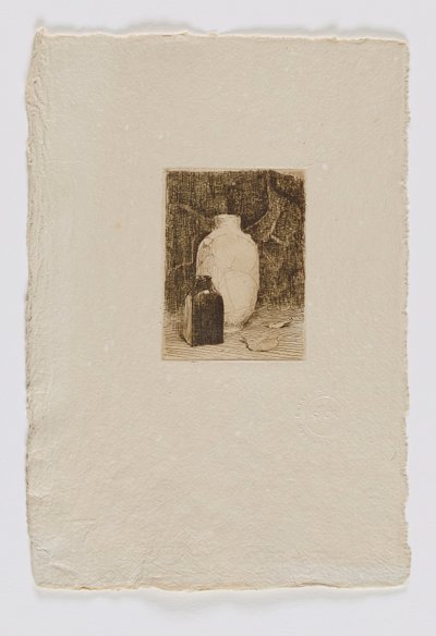 Stilleven met vaas en fles (fm. portfolio) door Emil Carlsen