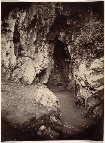 Hoa Nghiem-grot, Grot van de August-transformatie, ca. 1875 door Emile Gsell