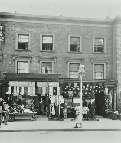 7-8 Gainsborough Road: voorgevels, Londen, 1899 door English Photographer
