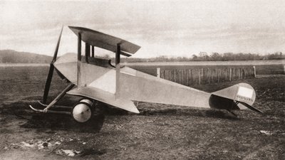 Een Sopwith Tabloid, eenzits verkenningsvliegtuig gebruikt tijdens de Eerste Wereldoorlog, uit The Illustrated War News, 1915 door English Photographer
