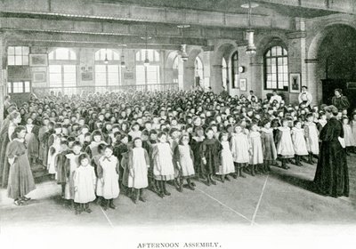 Middagvergadering, ca. 1900 (zwart-wit foto) door English Photographer