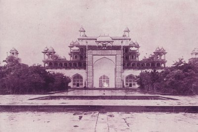 Akbars Graf, Agra door English Photographer