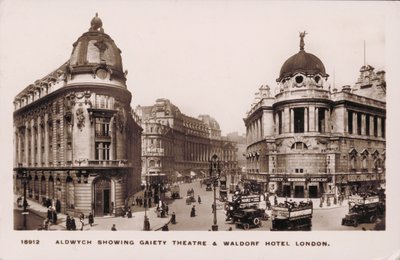 Aldwych, Londen, Gaiety Theatre, Waldorf Hotel door English Photographer