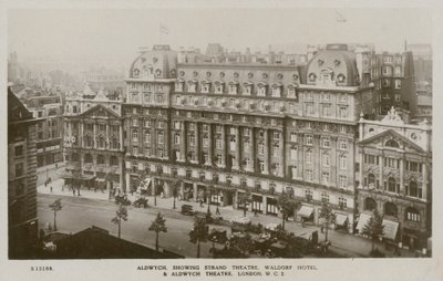 Aldwych, Strand Theatre, Waldorf Hotel, Aldwych Theatre, Londen door English Photographer