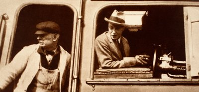 Een machinist draagt over aan koning Edward VIII in Canada, jaren 1920 door English Photographer