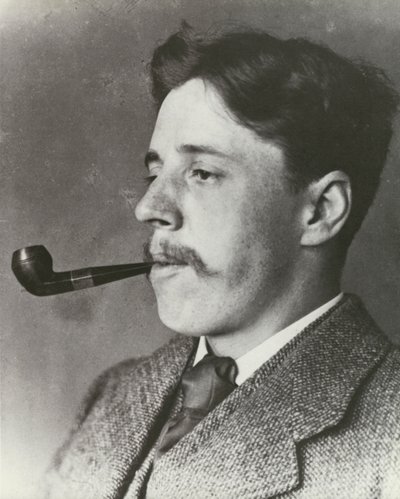 Arnold Bennett, een pijp rokend, portret door English Photographer