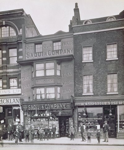 Bishopsgate, uit Historic London Buildings door English Photographer