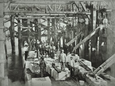 Blackfriars Brug: bouwvakkers, 1869 door English Photographer