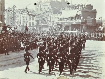 Blackwall Tunnel: praal als de Prins van Wales, later Koning Edward VII, en Prinses Alexandra de ceremoniële opening van de tunnel bijwonen, 1897 door English Photographer