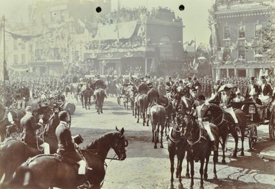 Blackwall Tunnel: praal als de Prins van Wales, later Koning Edward VII, en Prinses Alexandra de ceremoniële opening van de tunnel bijwonen, 1897 door English Photographer