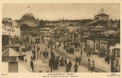 British Empire Exhibition, Wembley, Middlesex door English Photographer