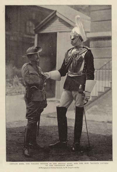 Kapitein Ames, de Langste Officier in het Britse Leger, en de Eerwaarde Maurice Gifford van de Rhodesian Horse door English Photographer