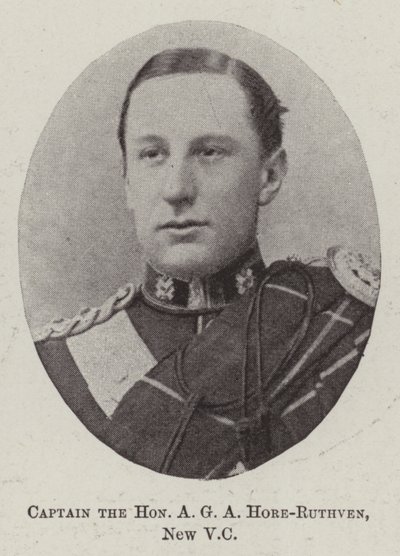 Kapitein de Eerwaarde A G A Hore-Ruthven, nieuwe VC door English Photographer
