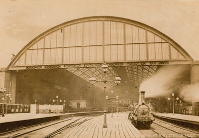 Charing Cross Station, Londen; foto, 1874 door English Photographer