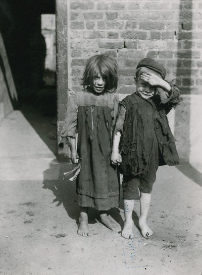 Kinderarmoede, Londen door English Photographer