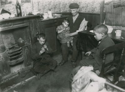 Kinderarmoede, Londen door English Photographer