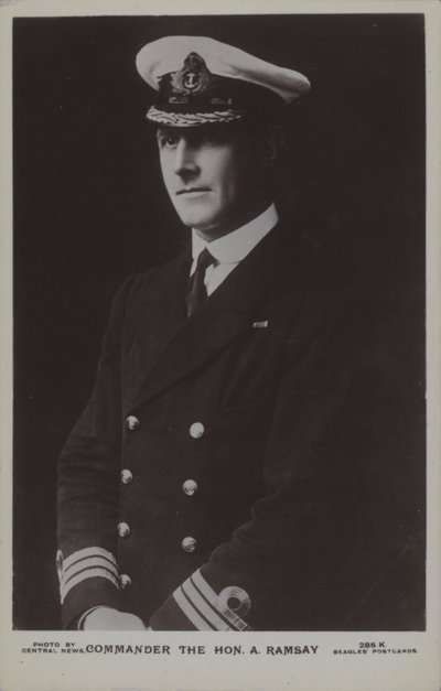 Commandant De Hon A Ramsay door English Photographer