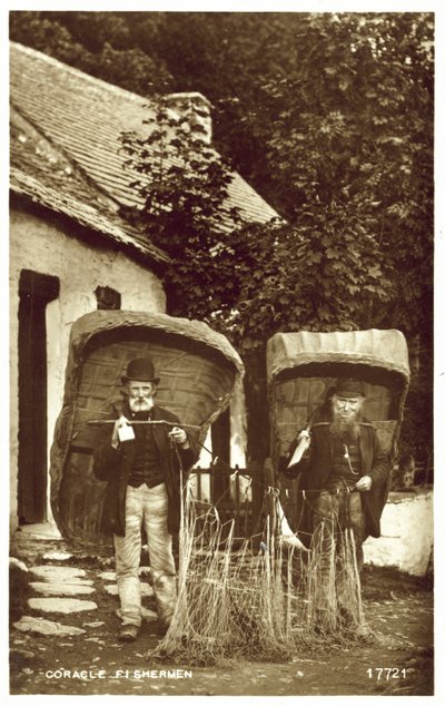 Coracle vissers door English Photographer