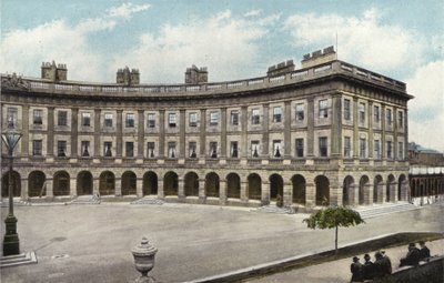 Crescent Hotel, Buxton door English Photographer