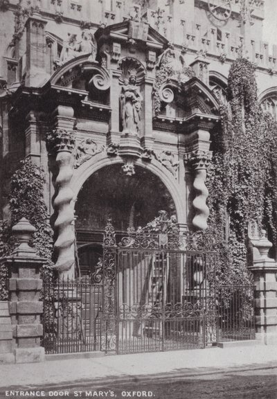Ingangsdeur St. Mary