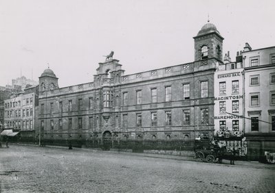 Algemeen zicht op Northumberland House door English Photographer