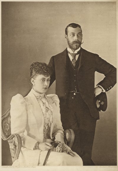 George, Hertog van York, en zijn vrouw, Prinses Mary van Teck door English Photographer